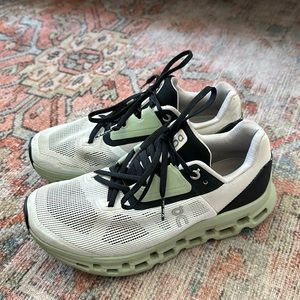 On Cloud Running Shoes